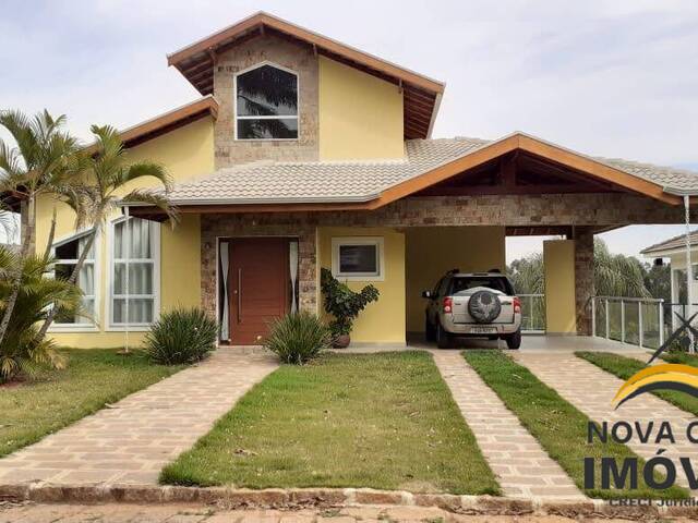 Venda em Residencial Village Águas de Santa Eliza - Itupeva