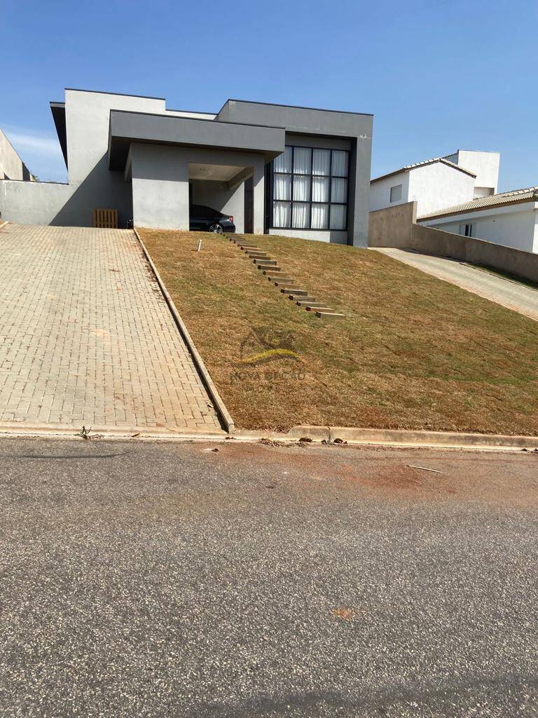 Casa de Condomínio à venda e aluguel com 3 quartos, 245m² - Foto 23