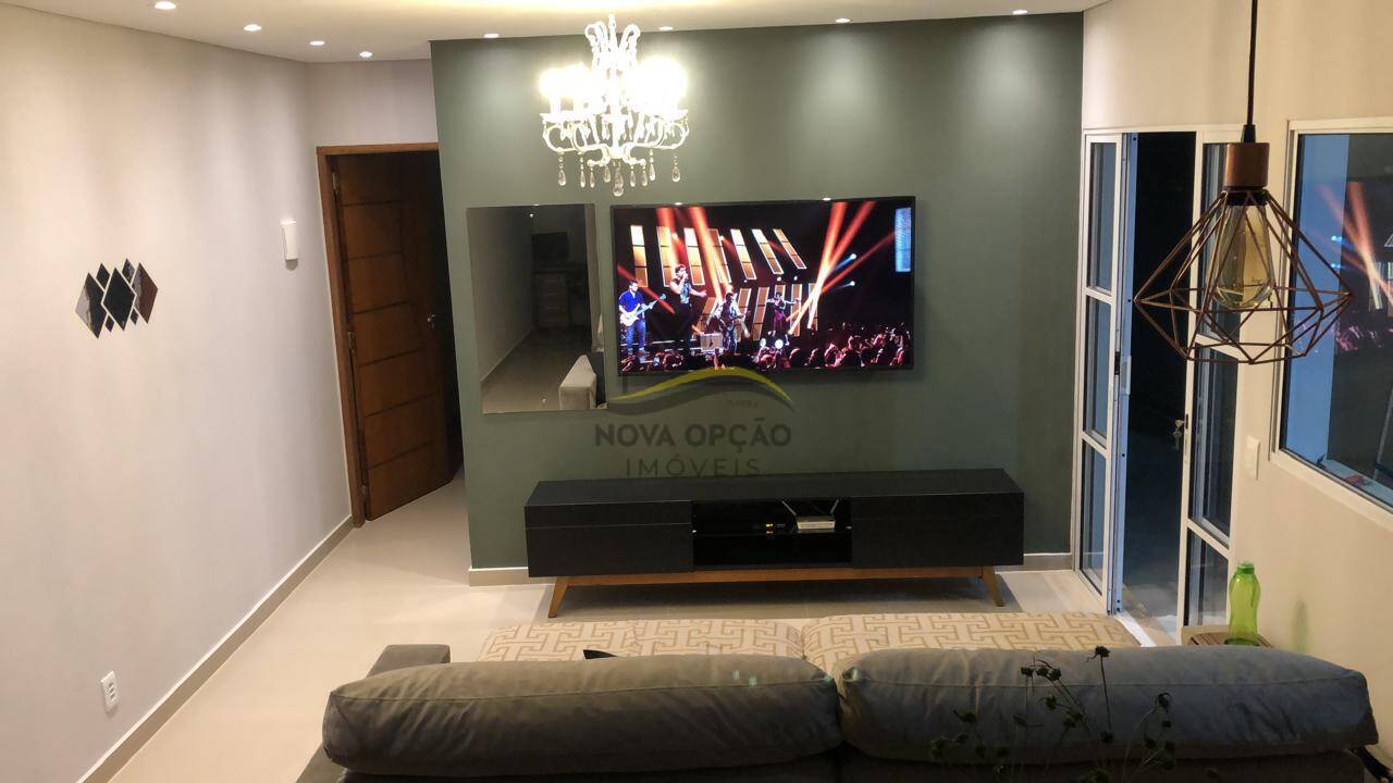 Casa à venda com 2 quartos, 101m² - Foto 1